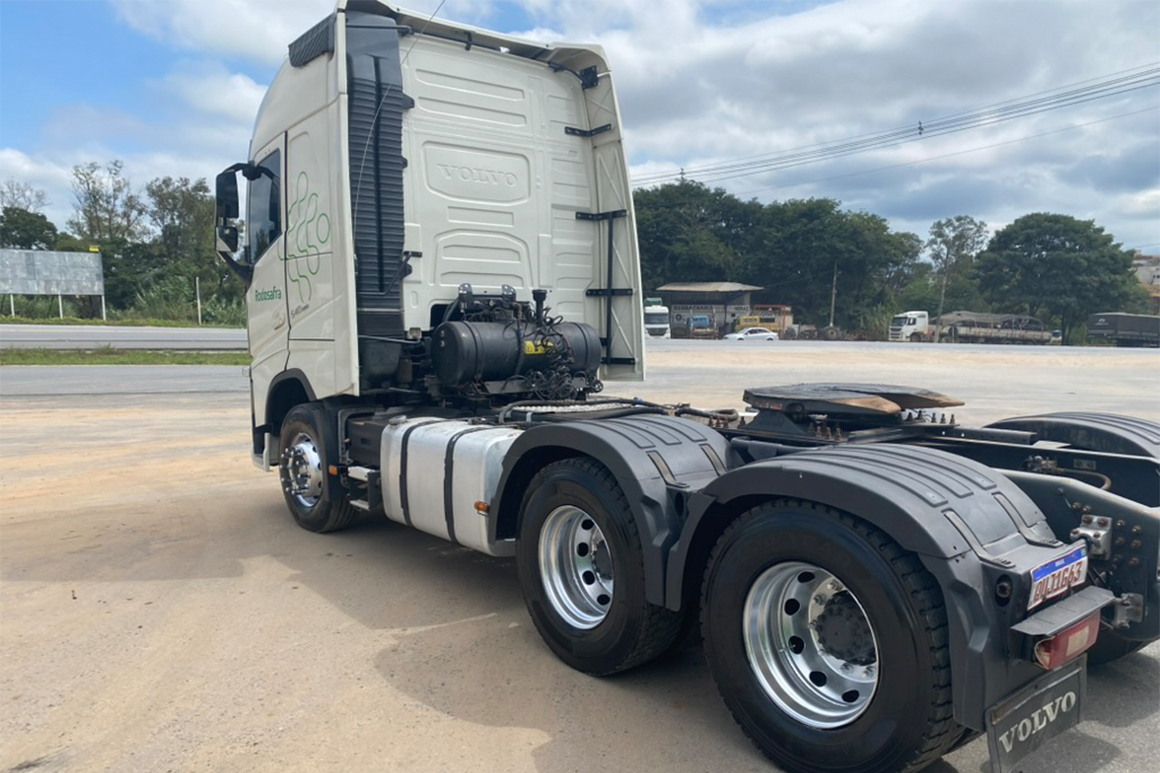 A2EEABA9-6DF8-4BB0-8A7E-CB5036721122_1_105_c